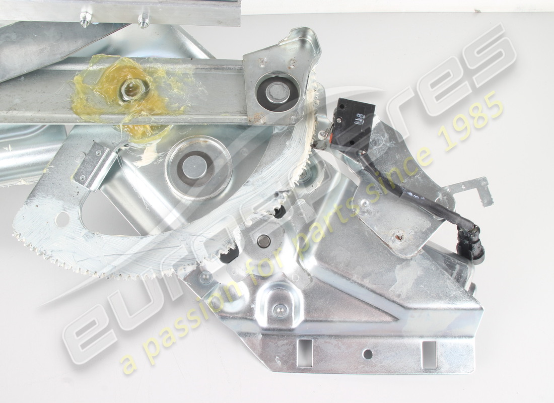 new ferrari complete rh device for glass lift. part number 69920000 (3)