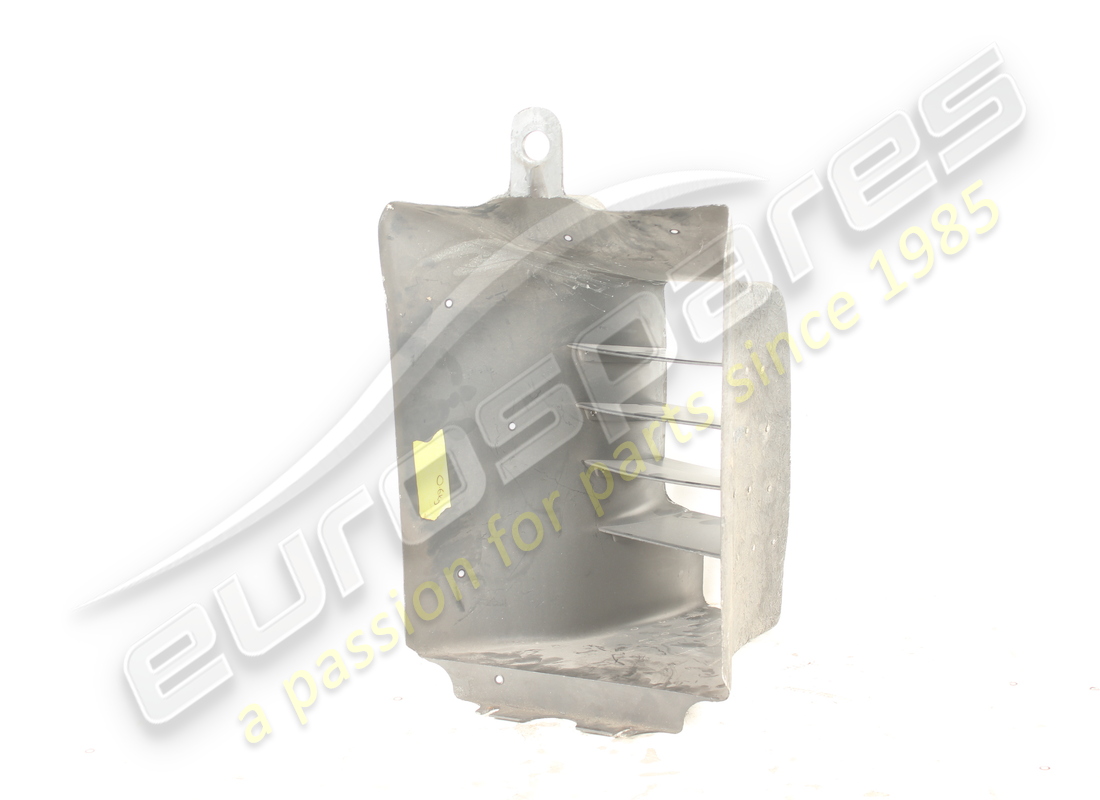 used ferrari rh air inlet. part number 64243900 (2)