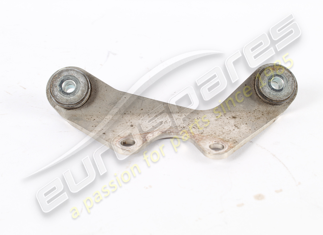 USED FERRARI RH VALVE FASTENER BRACKET. PART NUMBER 245816 (2) used ferrari rh valve fastener bracket. part number 245816 (2)