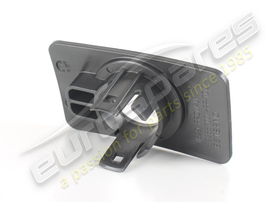 new ferrari outer sensor housing. part number 82288700 (2)