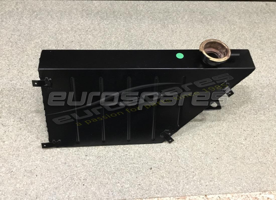 new oem header tank. part number 117691 (1)