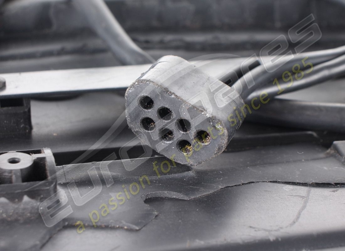 used ferrari air con complete rhd part number 62920700 (9)