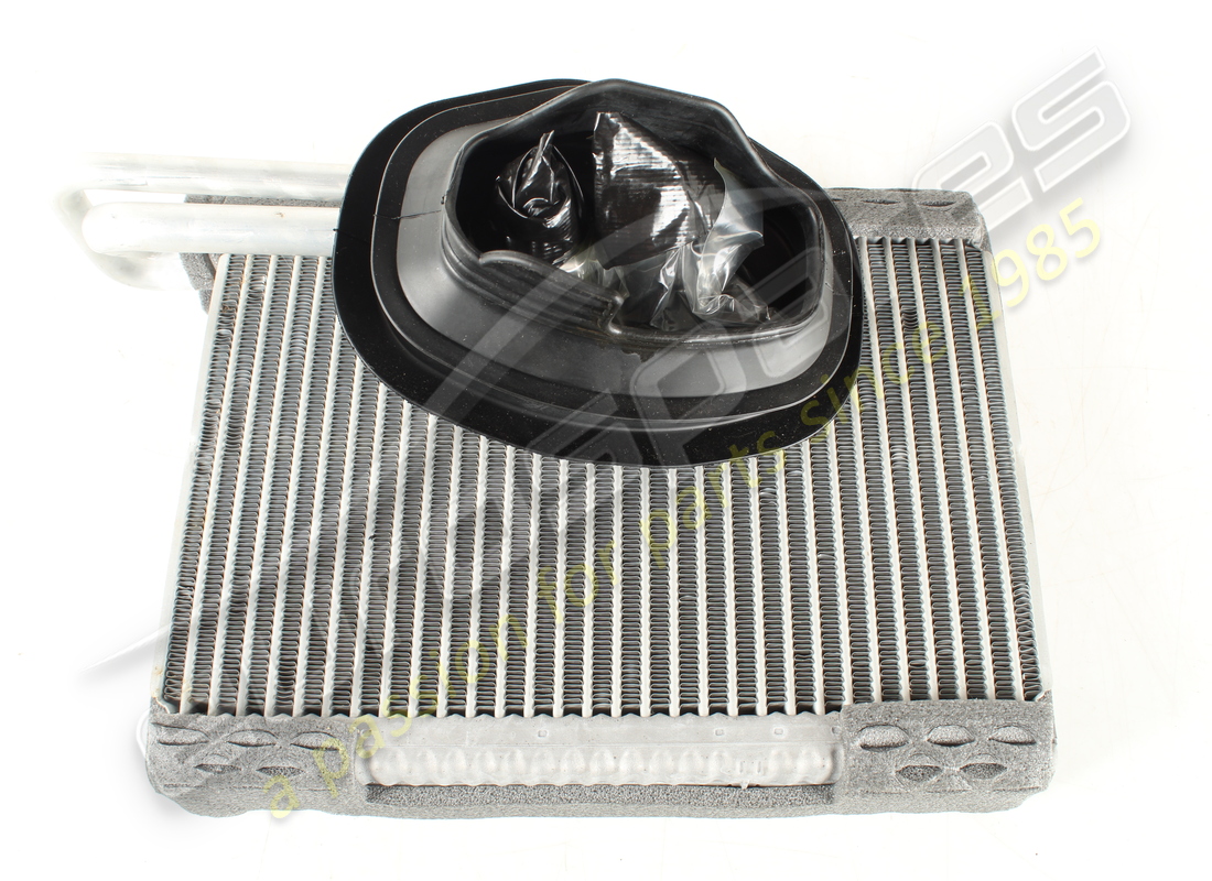 used lamborghini evaporator. part number 4s0820102a (3)