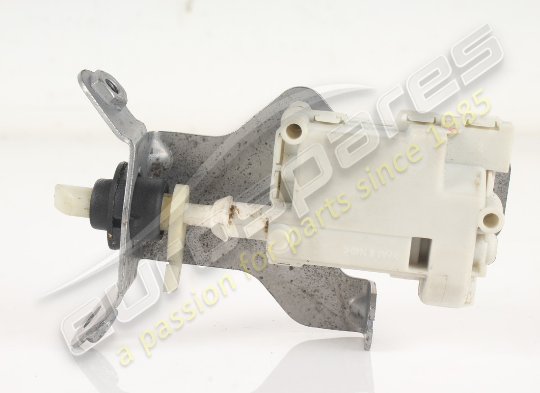 used ferrari actuator. part number 69918500 (3)
