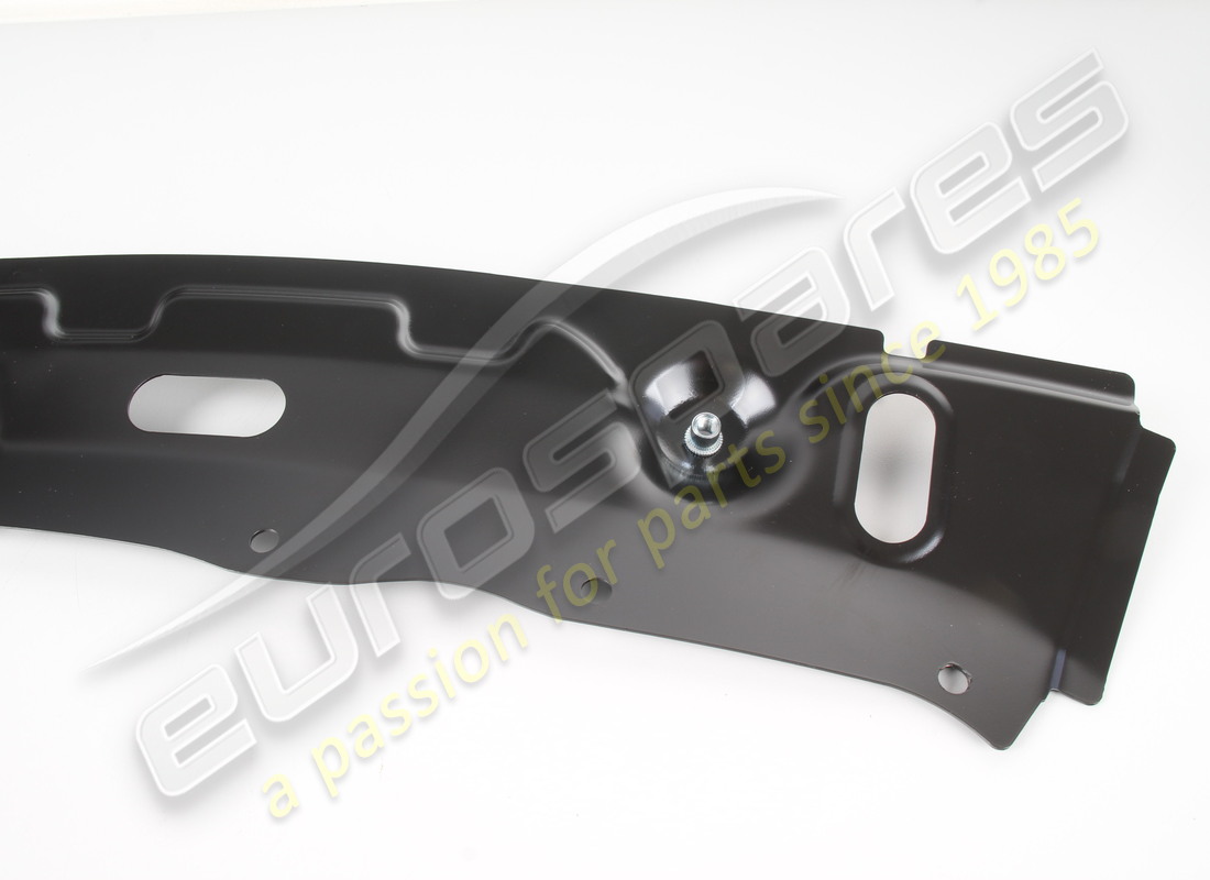 new ferrari front central moulding plus. part number 66233911 (4)