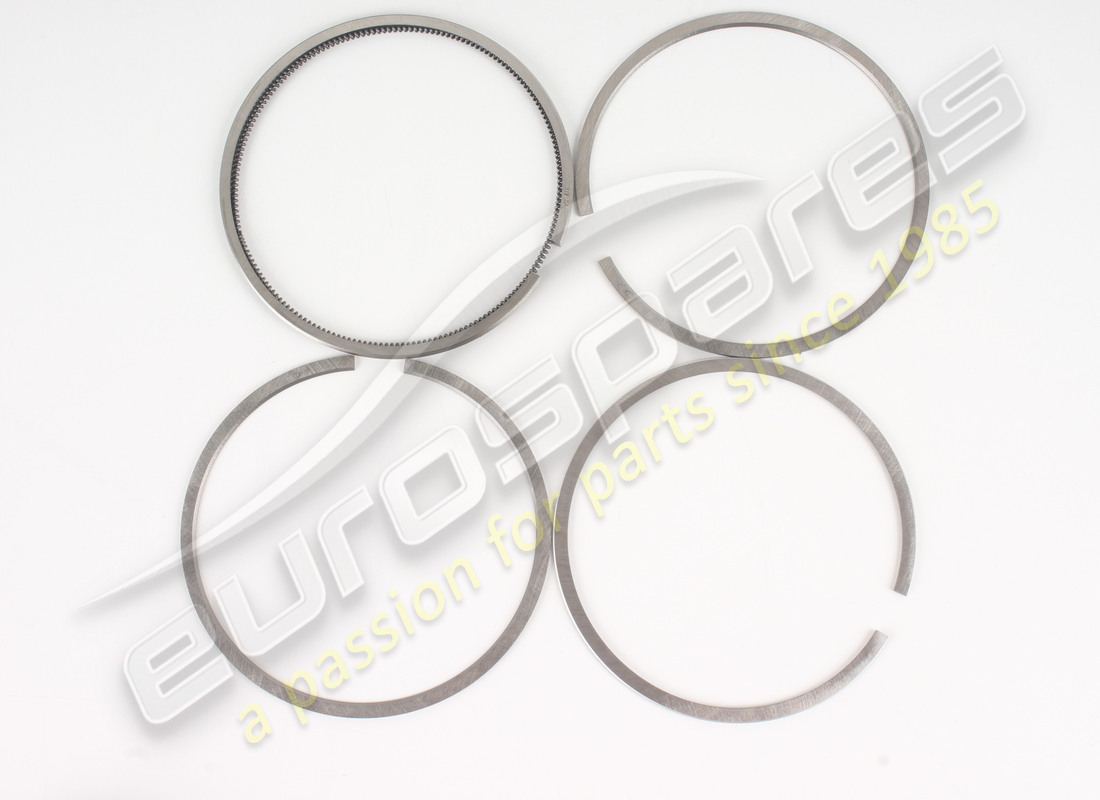 NEW Eurospares PISTON RING SET . PART NUMBER 119451 (1)