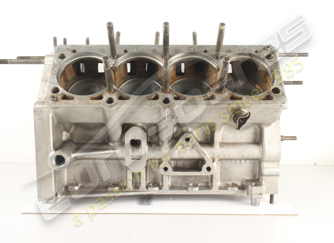 used ferrari 308 2v crankcase. part number 103536 (2)