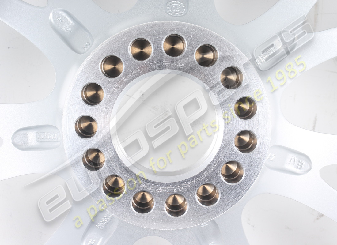 NEW FERRARI FRONT WHEEL RIM. PART NUMBER 220731 (5) new ferrari front wheel rim. part number 220731 (5)