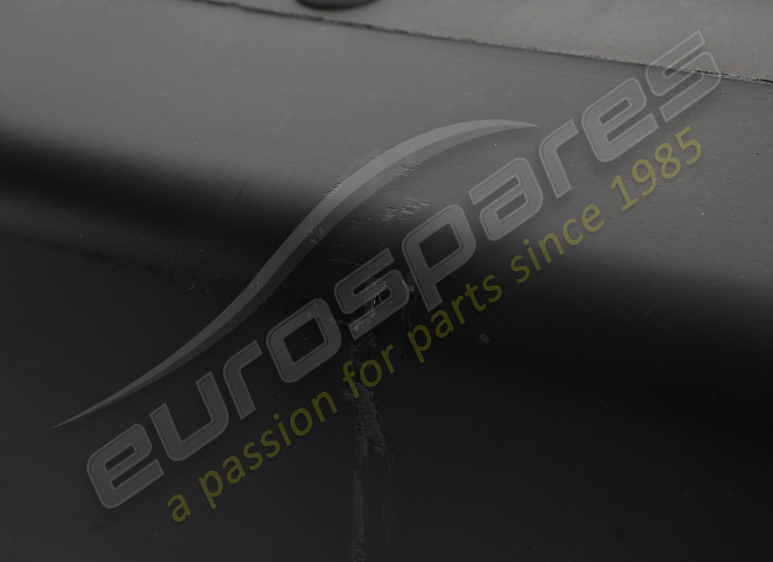 new (other) ferrari rear bumper. part number 60573600 (10)