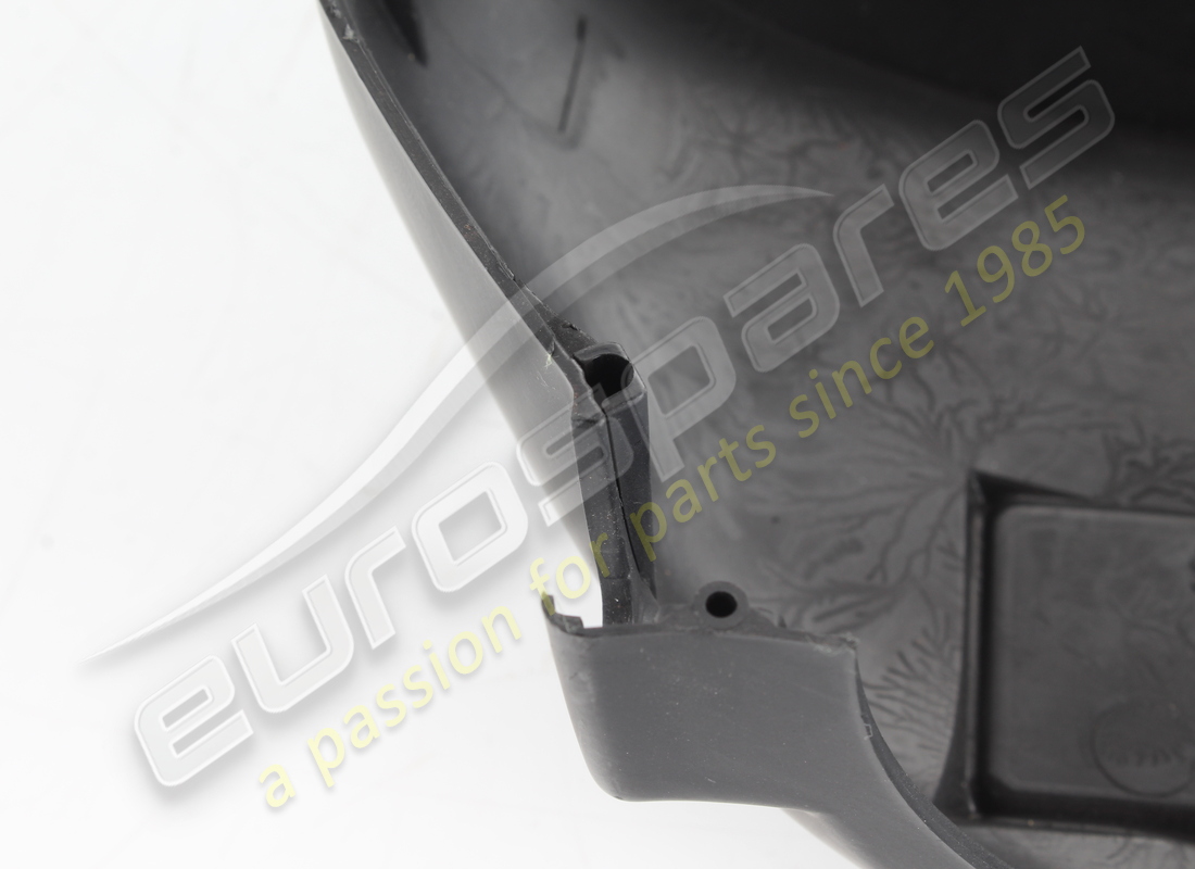 used ferrari upper cover -valid for f1-. part number 68097900 (4)