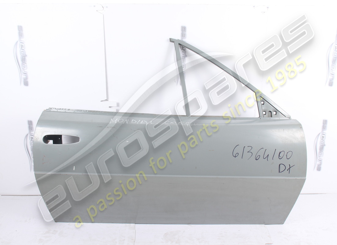 NEW FERRARI RH DOOR ASSEMBLY. PART NUMBER 61364100 (1) new ferrari rh door assembly. part number 61364100 (1)