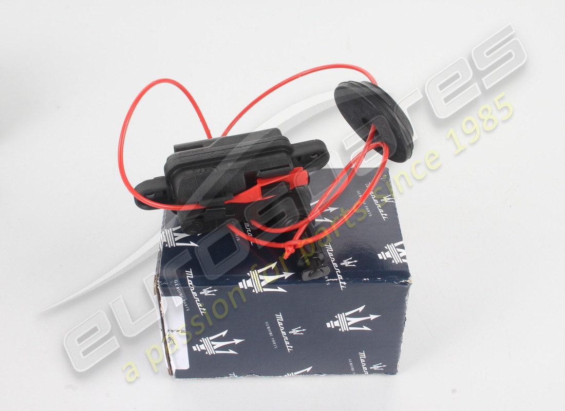 new maserati actuator. part number 670003390 (2)