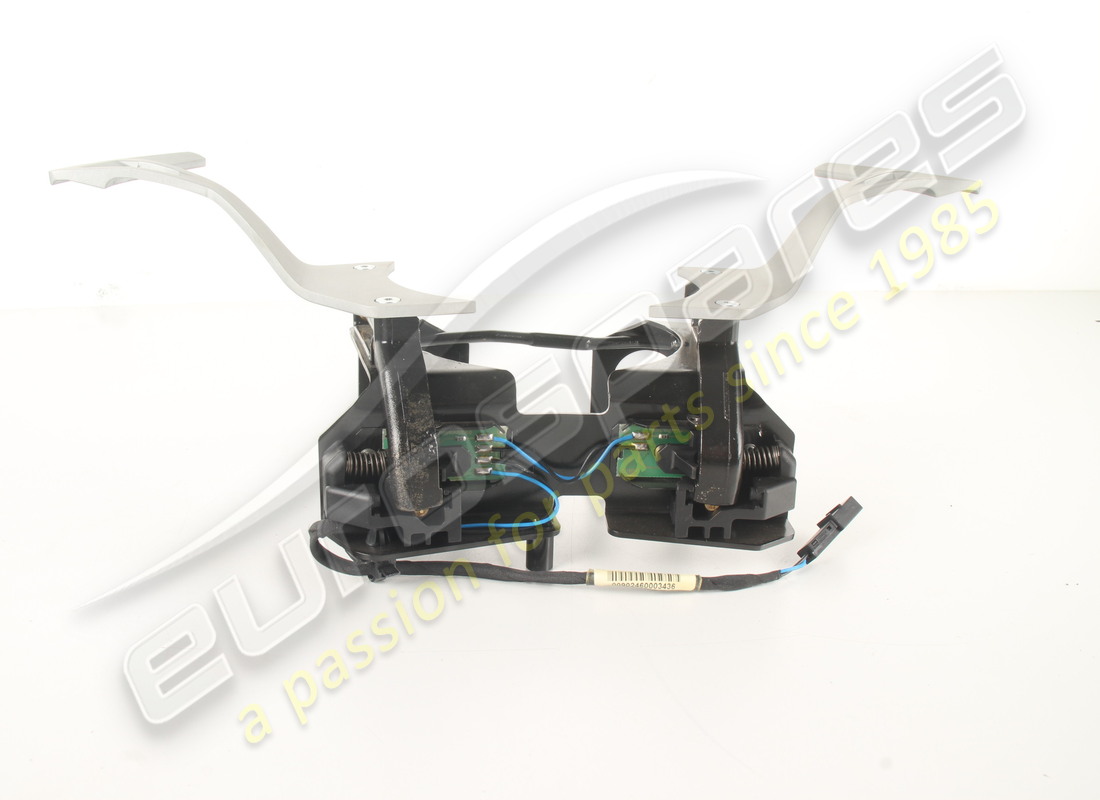 new lamborghini button. part number 410951523a (6)