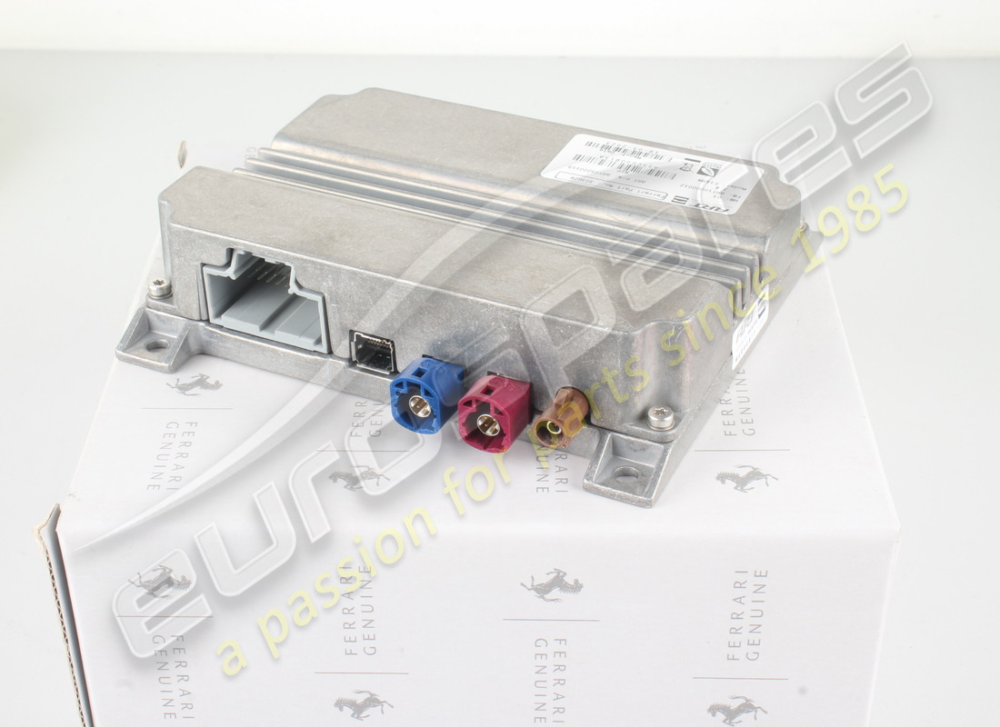 new ferrari parking camera ecu. part number 303628 (1)
