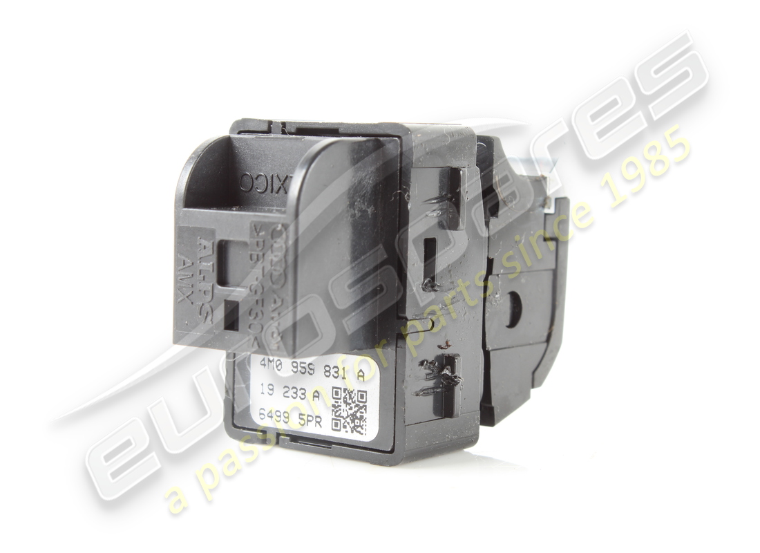 used lamborghini tailgate switch. part number 4m0959831a (2)