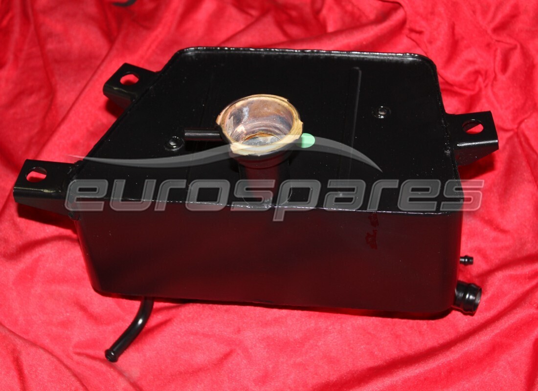 NEW OEM EXPANSION TANK . PART NUMBER 137195 (1)