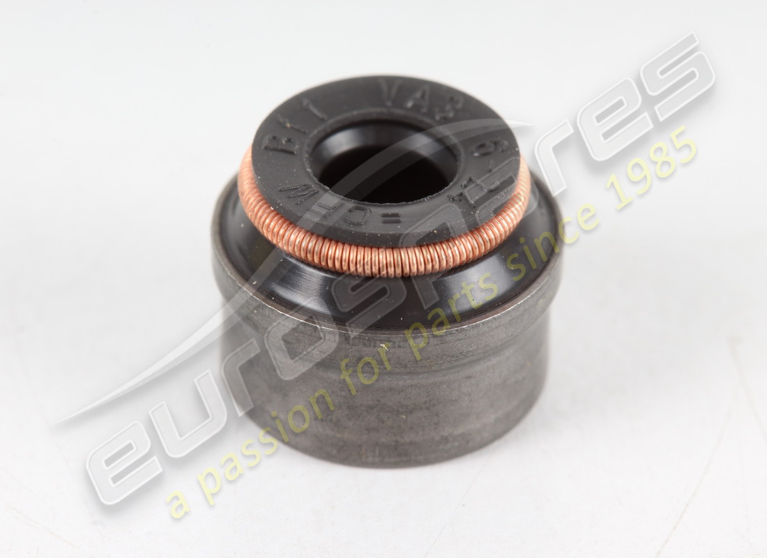 new lamborghini valve stem seal. part number 036109675a (1)