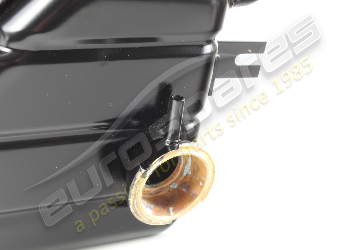 new oe water header tank. part number 124264 (2)