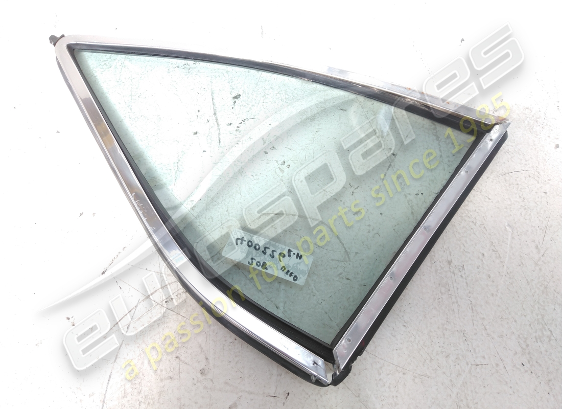 new ferrari rh rear quarter light glass clear. part number 400226 (2)