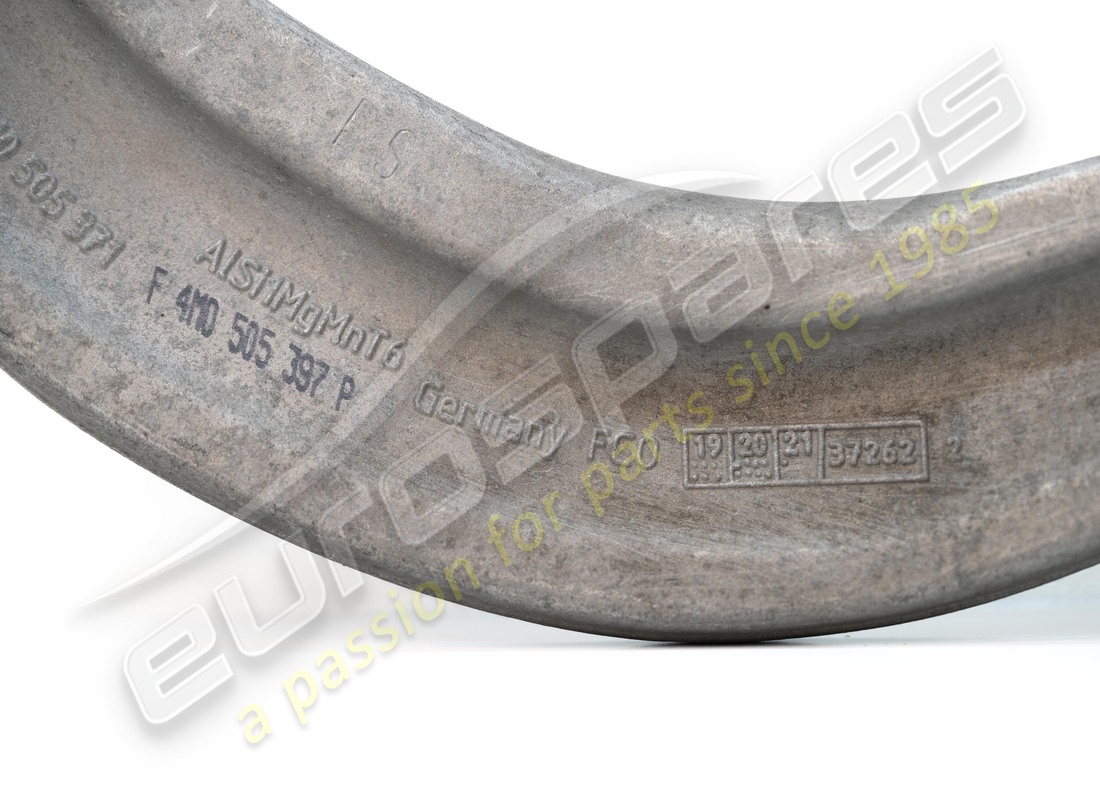 used lamborghini track control arm. part number 4m0505397p (3)