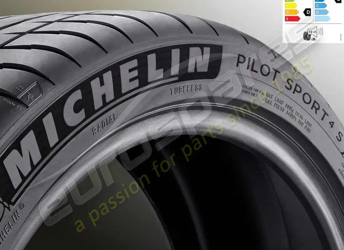 new ferrari michelin rear summer tyre pilot sport 4s, 285-35 zr20 (104y). part number 913734 (1)