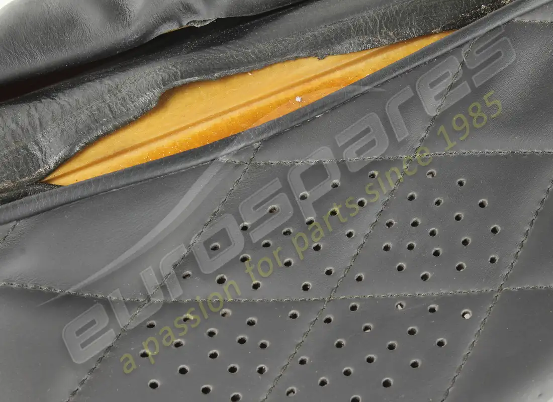 damaged ferrari lh belt cover in black vm8500. part number 64584100 (4)