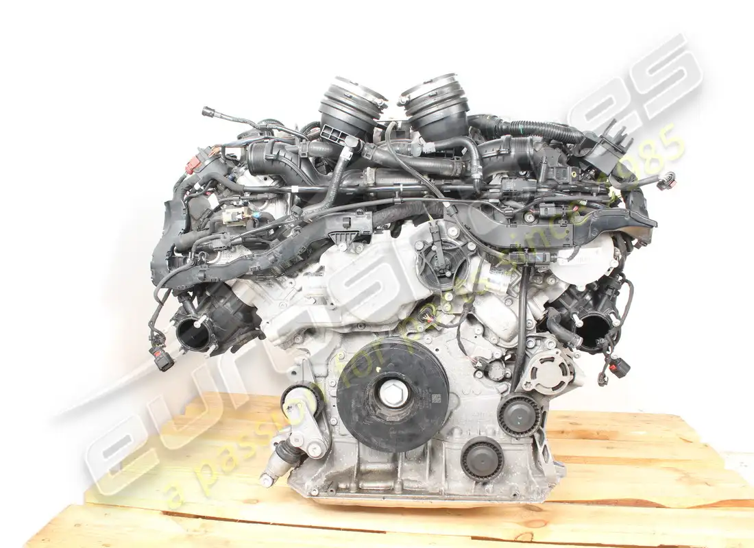USED Lamborghini ENGINE . PART NUMBER 0P2100021S (1)