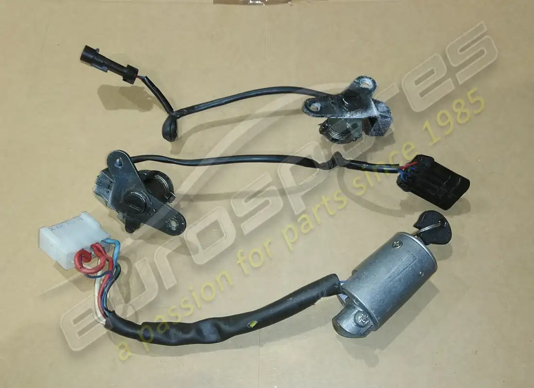 used ferrari anti-theft device. part number 164514 (2)