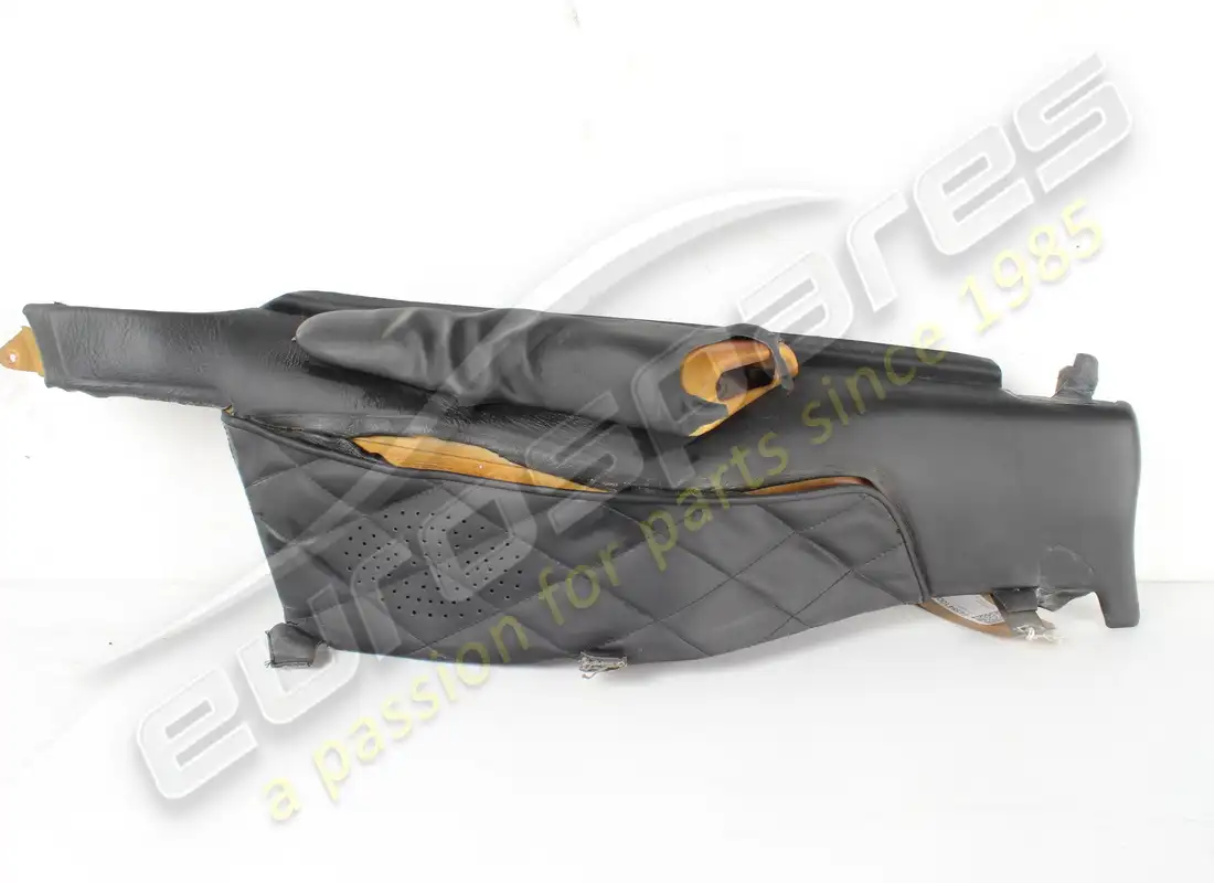 damaged ferrari lh belt cover in black vm8500. part number 64584100 (1)