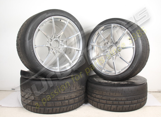 used mclaren wheel set part number eap1558709