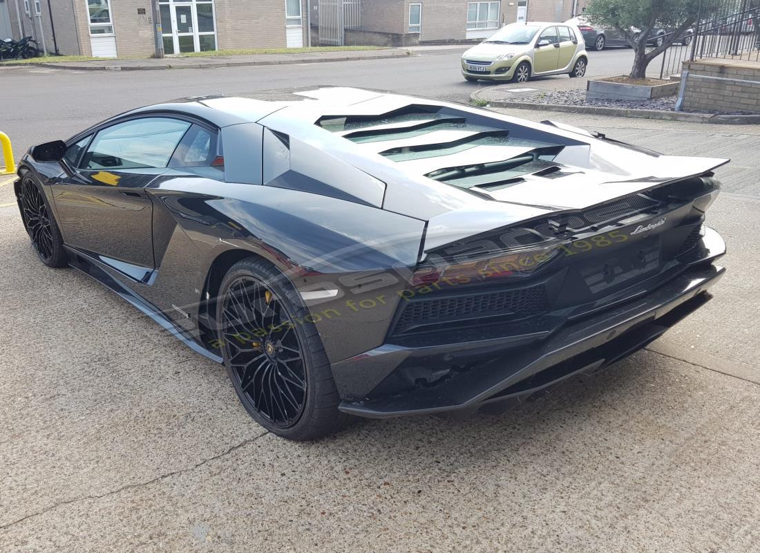 lamborghini 2018 (lp740-4 s coupe) with 6,254 miles, being prepared for dismantling #3