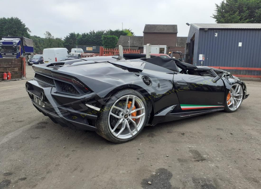 lamborghini 2019 (performante spyder) with 1,589 miles, being prepared for dismantling #4