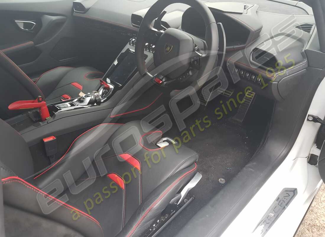 lamborghini 2020 (evo coupe) with 5,415 miles, being prepared for dismantling #9