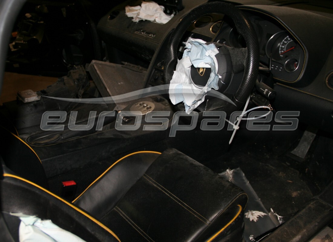 lamborghini lp560-4 spider (2010) with 32,026 miles, being prepared for dismantling #7