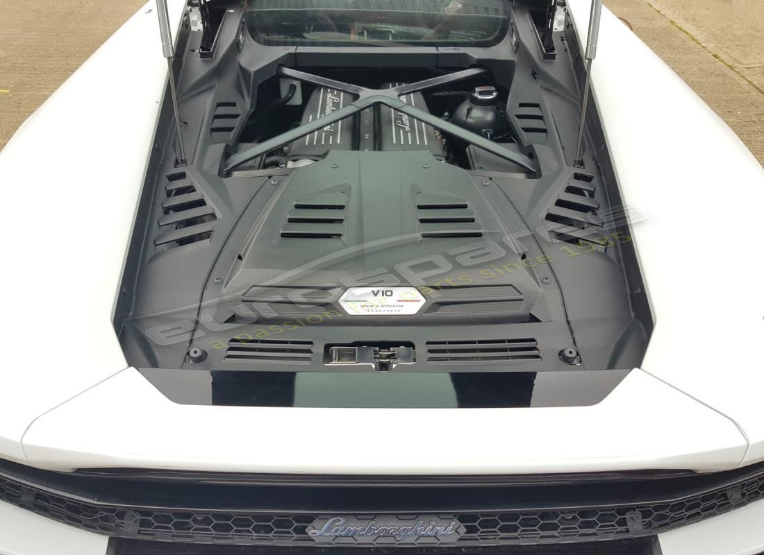 lamborghini evo coupe (2020) with 5,552 miles, being prepared for dismantling #12