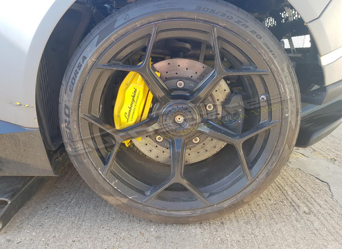 lamborghini 2018 (performante coupe) with 0 miles, being prepared for dismantling #18