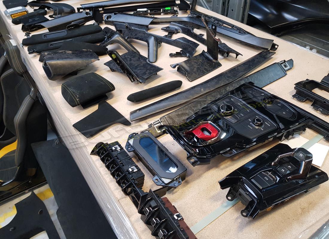 lamborghini 2018 (performante coupe) with 0 miles, being prepared for dismantling #12