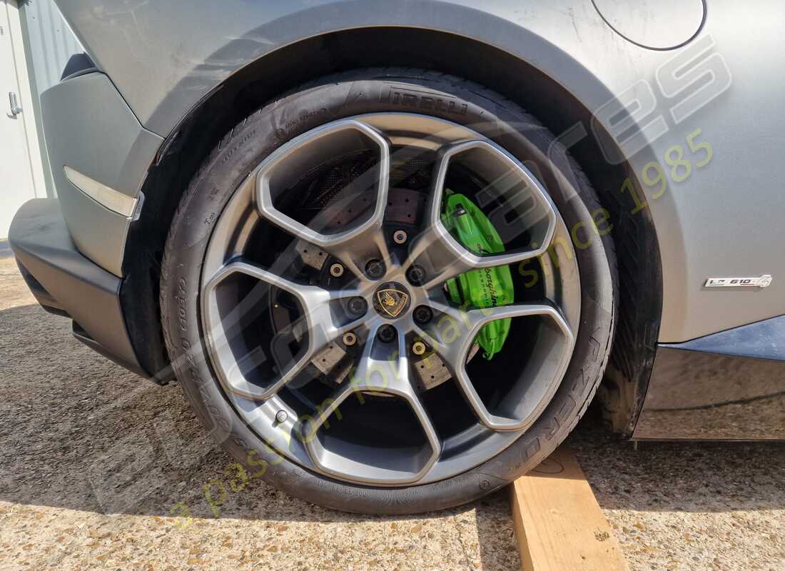 lamborghini lp610-4 spyder (2017) with 21,701 kilometers, being prepared for dismantling #21