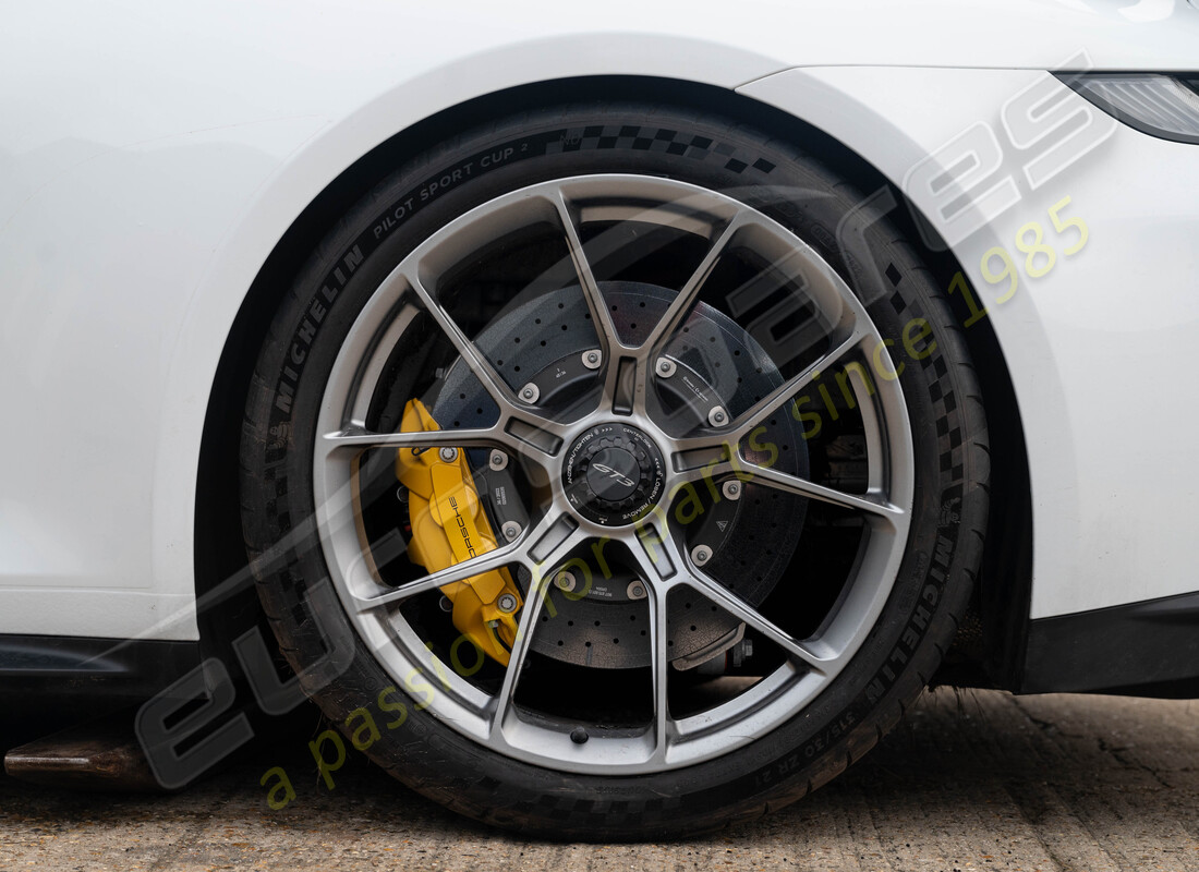 porsche 2023 (992-1 gt3/rs/st) with 3191 miles, being prepared for dismantling #22