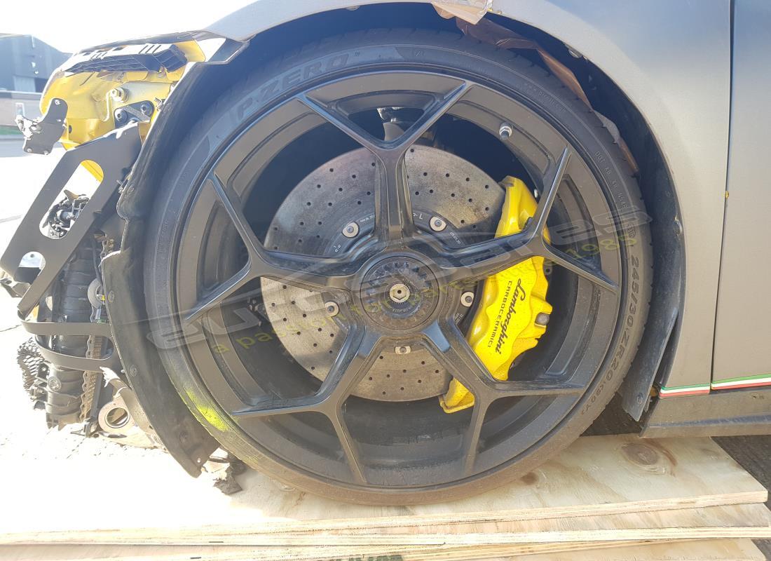 lamborghini 2018 (performante coupe) with 0 miles, being prepared for dismantling #17