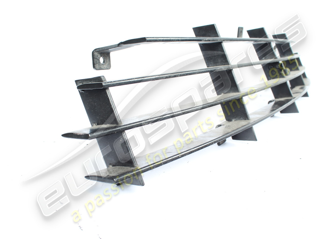 used ferrari front bumper grill. part number 66084100 (2)