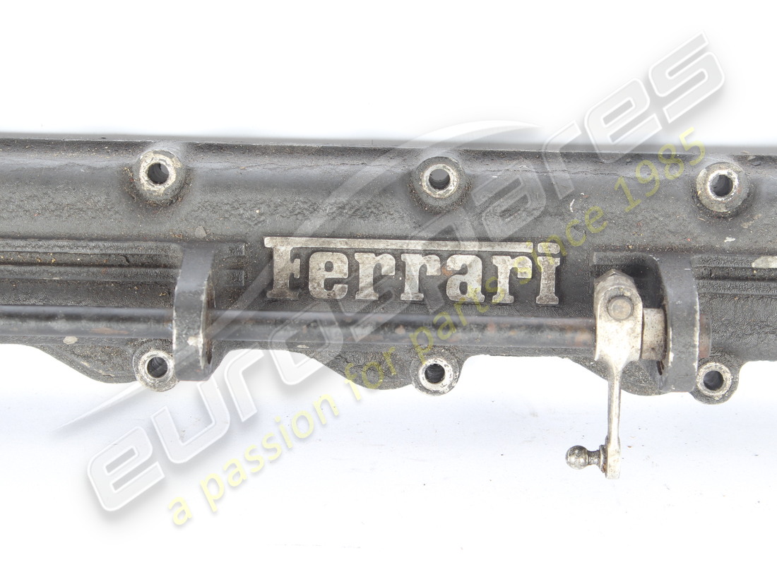 used ferrari cam cover for rh head. part number 100104 (3)