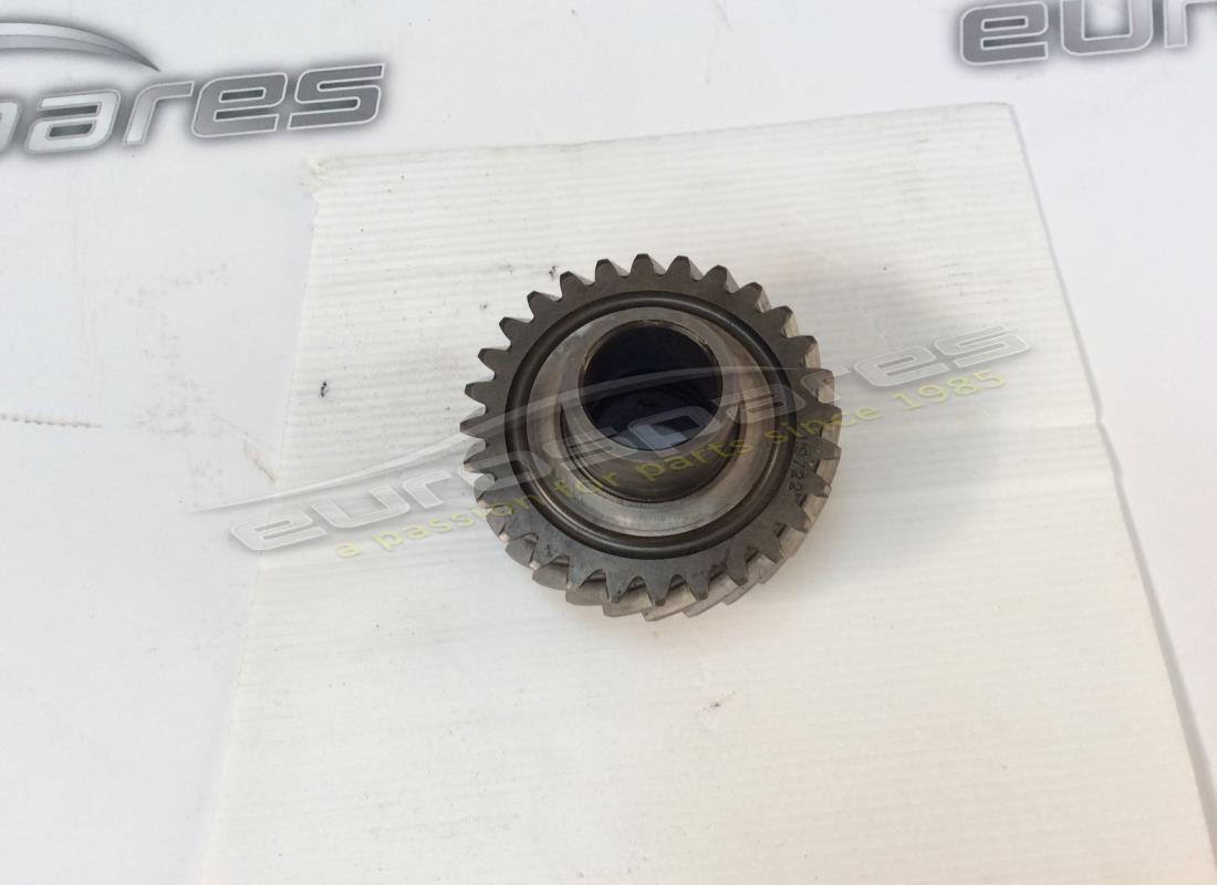 used ferrari intermediate gear. part number 119722 (1)