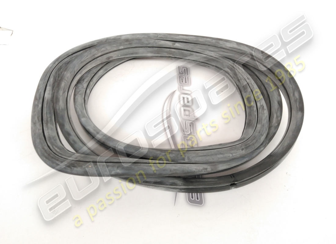 new (other) ferrari rear screen rubber. part number 16307110 (2)