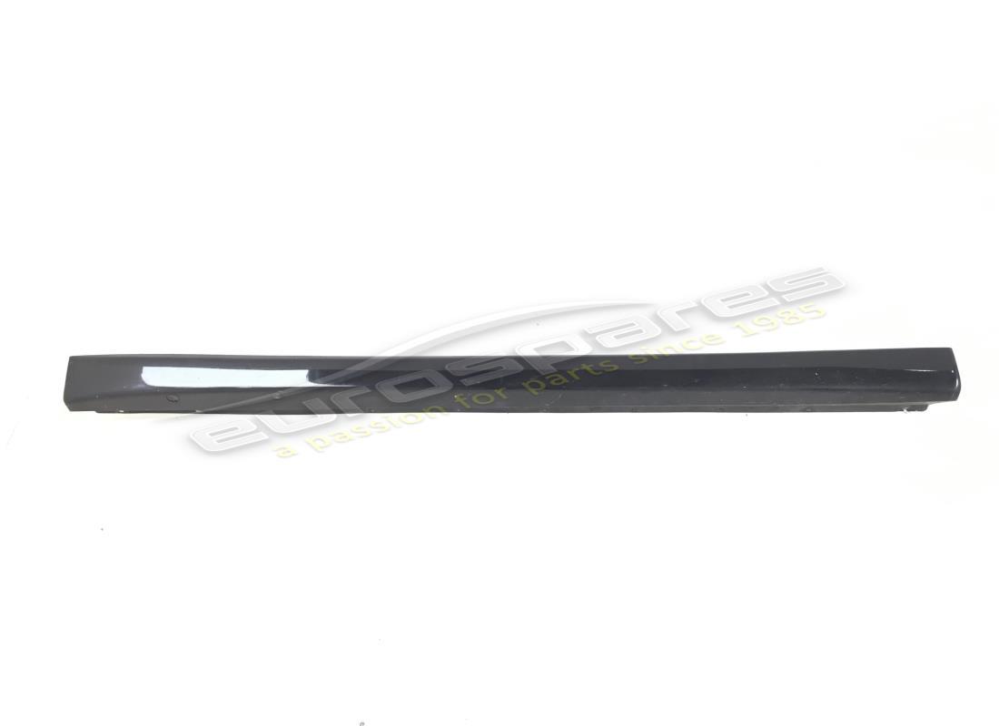 used maserati rh side skirt coupe' m138. part number 980001074 (1)