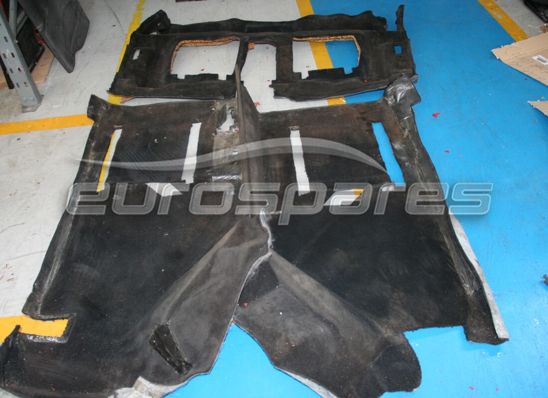 USED Ferrari LHD BLACK CARPET SET 355 SPYDER . PART NUMBER 70000858 (1)