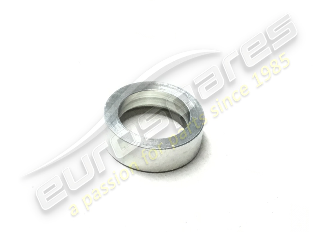 new maserati spacer. part number 670007685 (1)