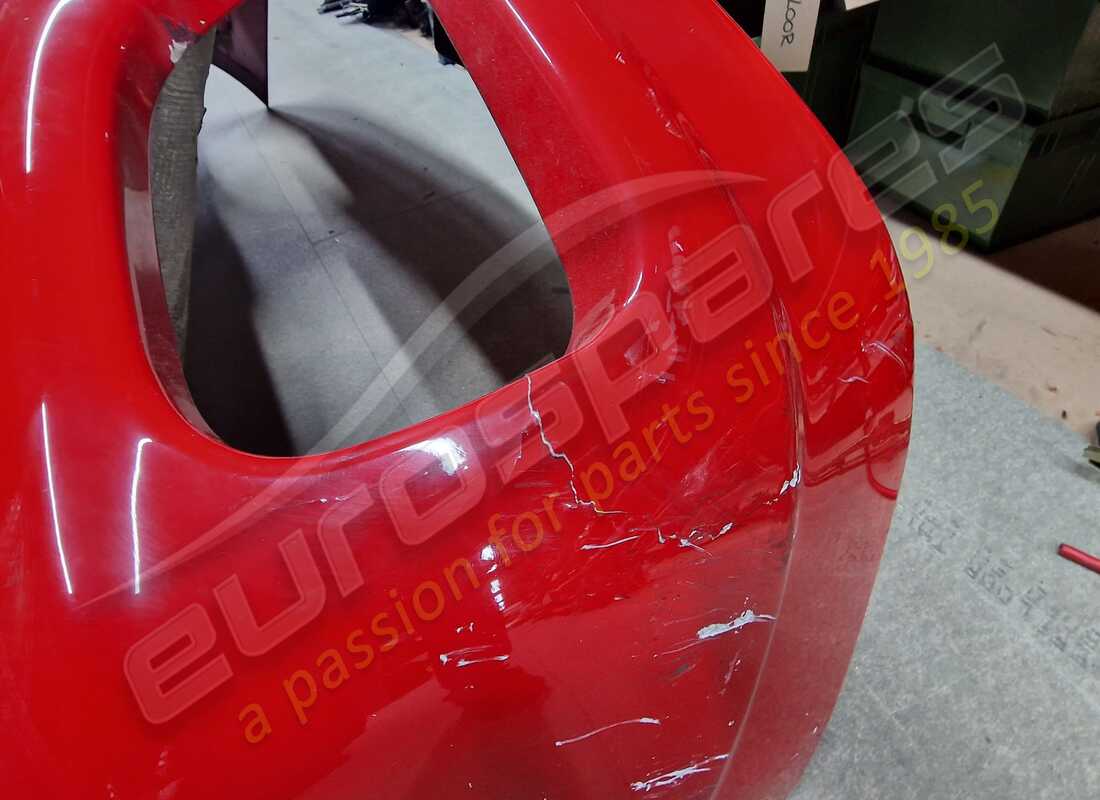 damaged ferrari rear bumper. part number 64852810 (4)