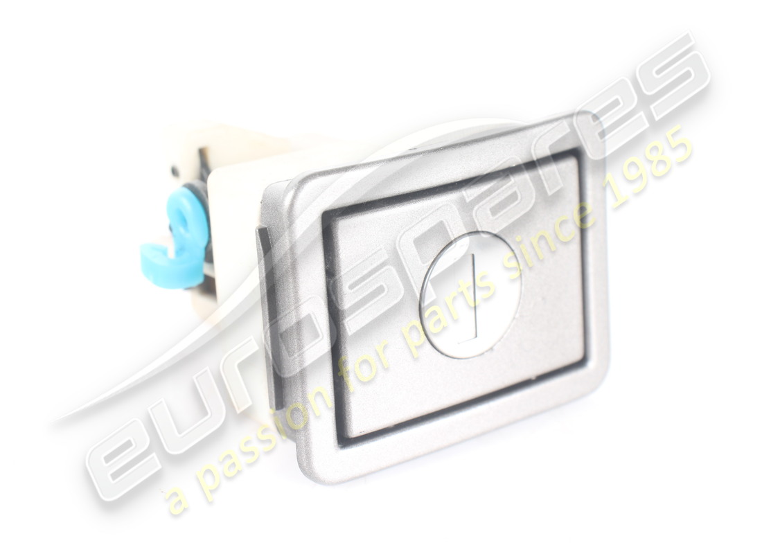 USED FERRARI PUSH BUTTON. PART NUMBER 63768700 (2) used ferrari push button. part number 63768700 (2)