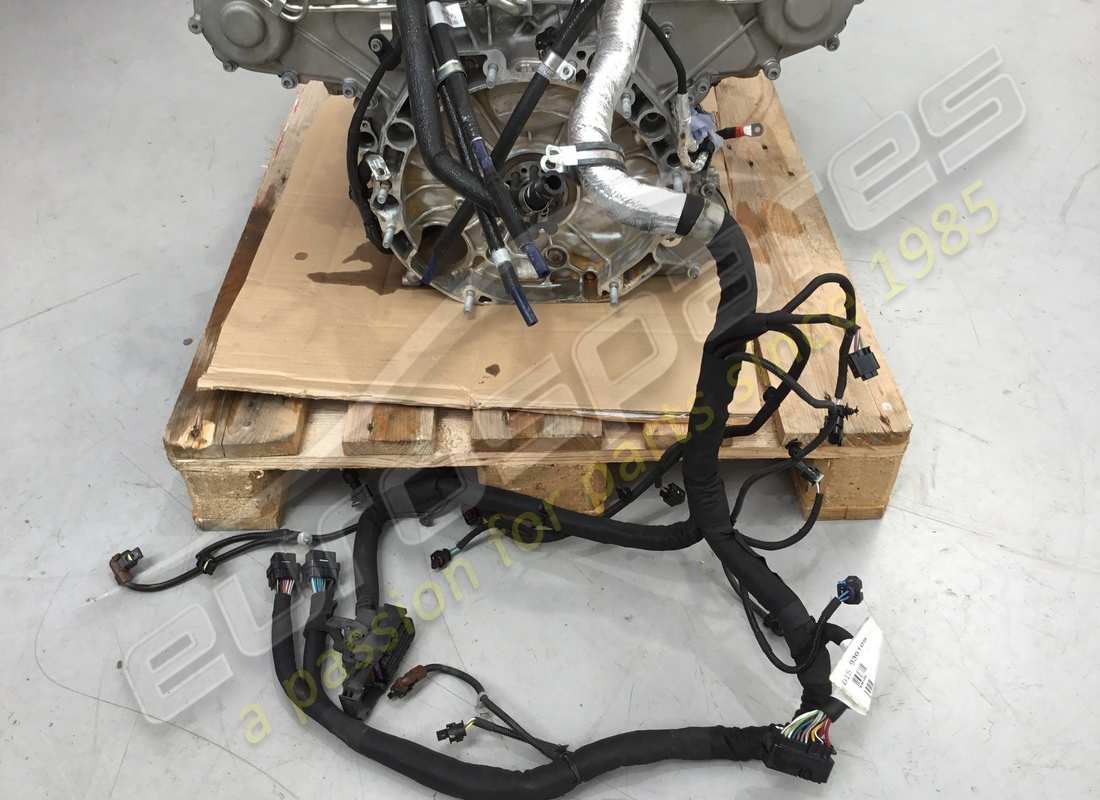 used ferrari tributo engine. part number 985000334 (9)